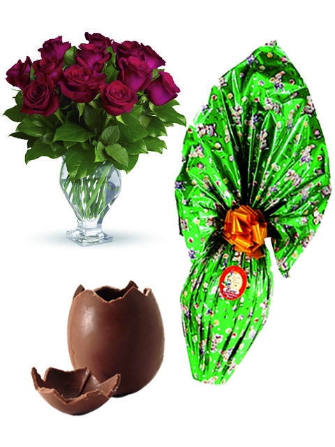 12 rose rosse con uovo di pasqua