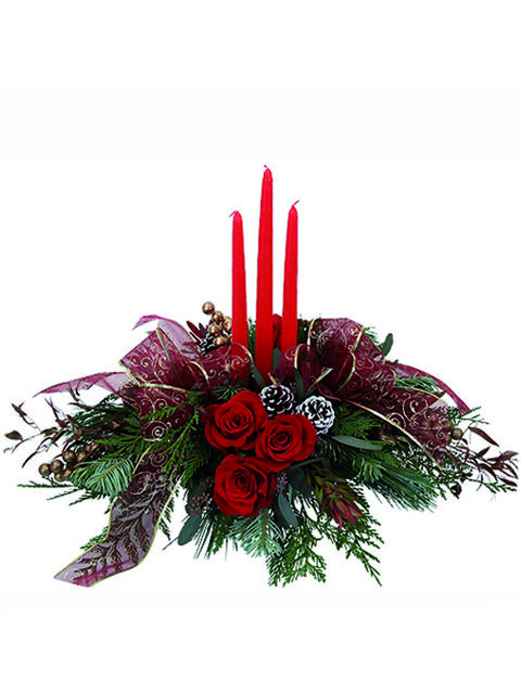 centrotavola rose rosse e candele rosse