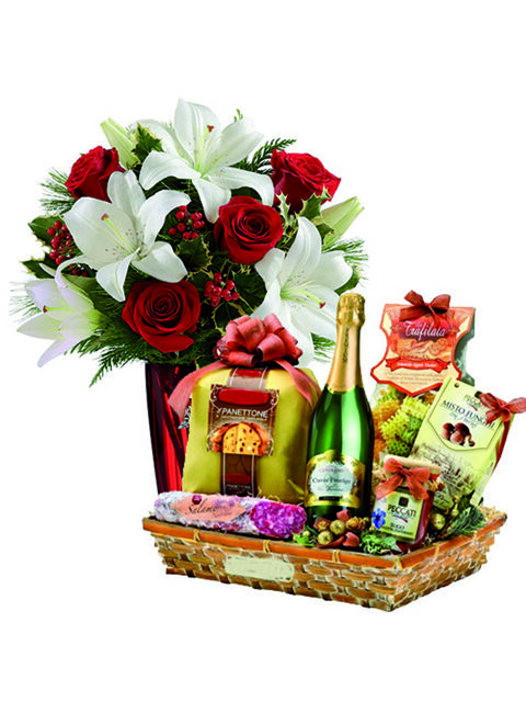 lilium rose rosse e cesto natalizio